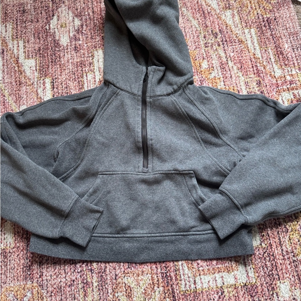 Lululemon scuba xs small